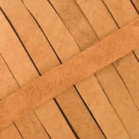 Lanière en Cuir Graissé Camel 10 mm (cuir Pull-Up) par mètre